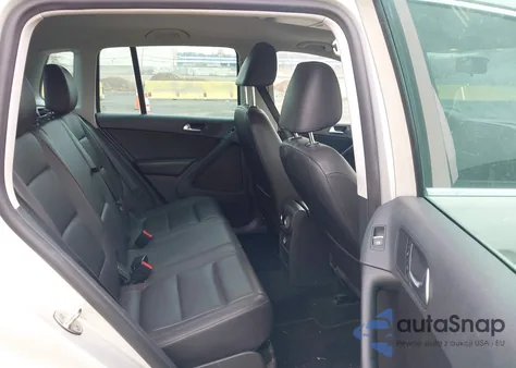 2012 Volkswagen Tiguan Se z USA, uszkodzony, nr VIN WVGAV7AX0CW520254